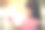 小女孩在公园画画图片下载