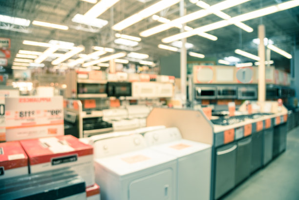 模糊的背景，广泛选择烘干机和炉具在美国五金店图片下载
