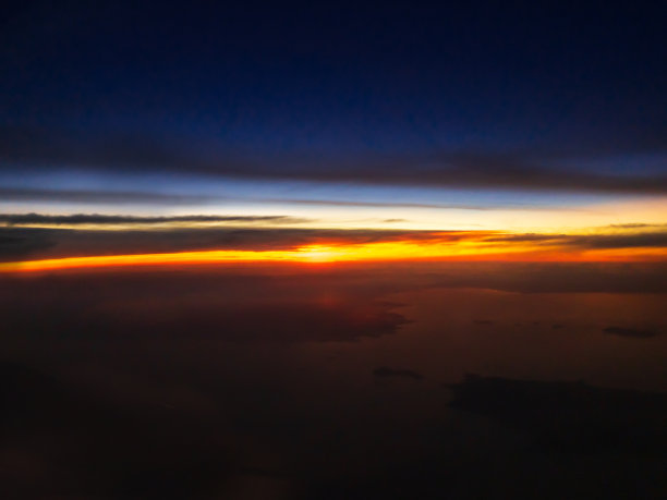 傍晚超现实抽象的天空图片下载