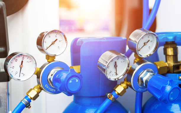 氧气罐上的压力表图片下载