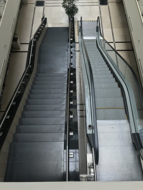 自动扶梯和楼梯图片下载