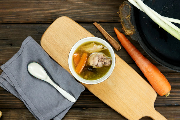 胡萝卜鸡肉汤图片下载