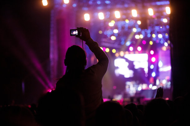 拍摄音乐会舞台照片图片下载