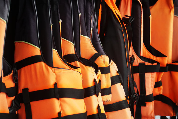 新的桔黄色的救生衣图片下载