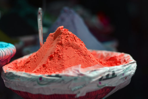 色彩鲜艳的东方香料图片下载