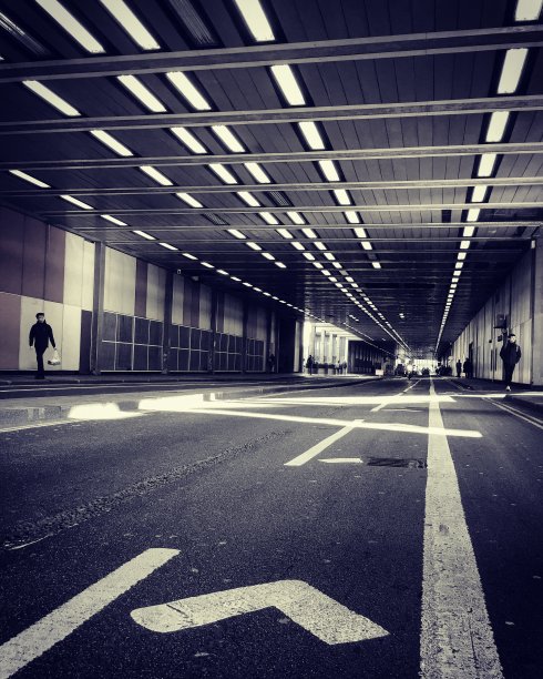 巴比肯地下通道图片下载