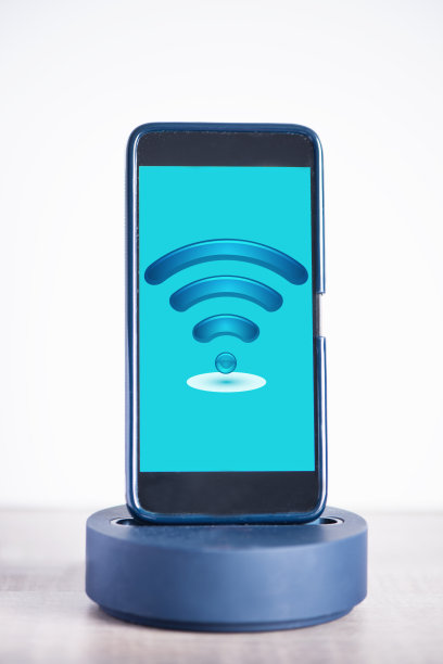 手机屏幕免费wifi连接。互联网和电信技术概念图片下载
