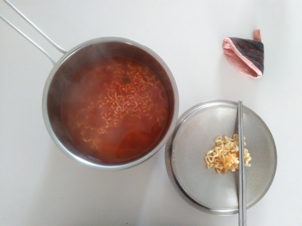 VH544韩国方便面图片下载