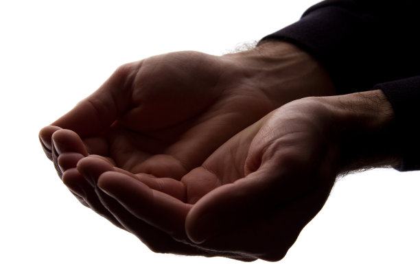 男人手拉着手，一把手剪影图片下载