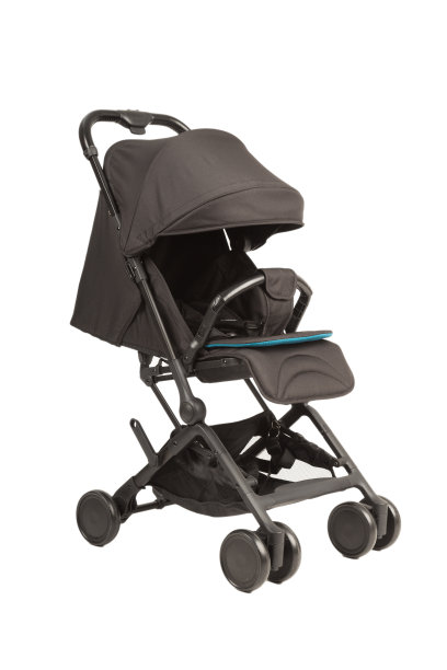 白色背景的婴儿车，现代设计图片下载