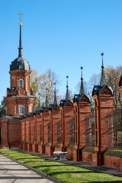 俄罗斯Volokolamsky克里姆林宫围墙重复元素的节奏图片下载
