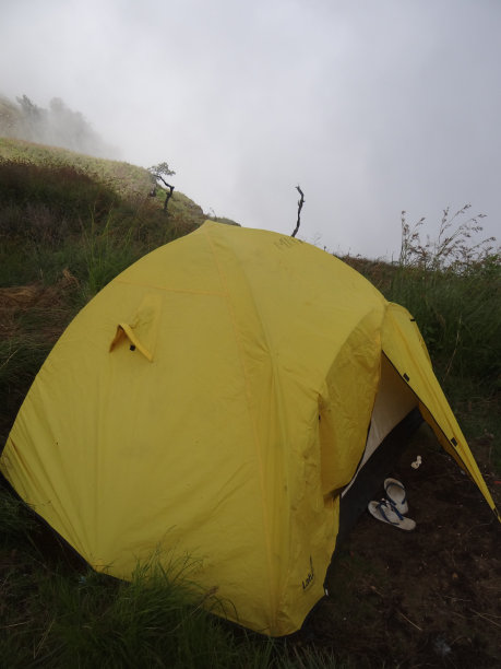 印尼林贾尼火山徒步旅行图片下载