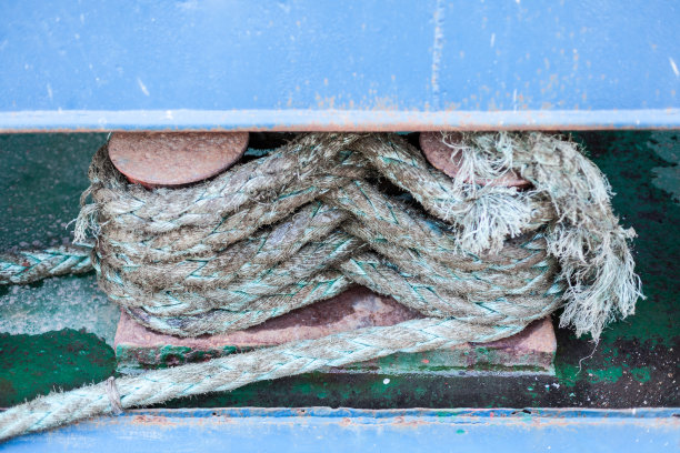 近距离的船绳系在图8 Cleat结图片下载