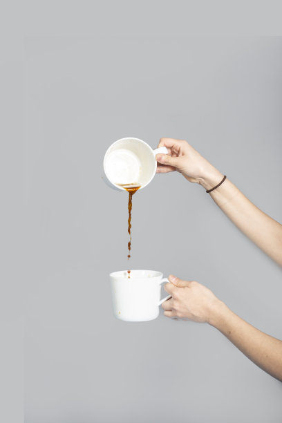 倒咖啡图片下载