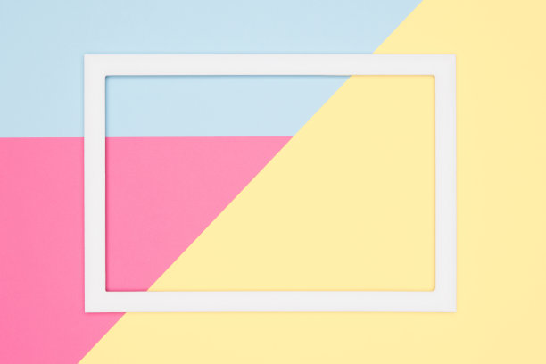 抽象几何粉彩纸纹理平面铺极简主义背景。最小的几何形状和线条模板与空的相框模拟。图片下载