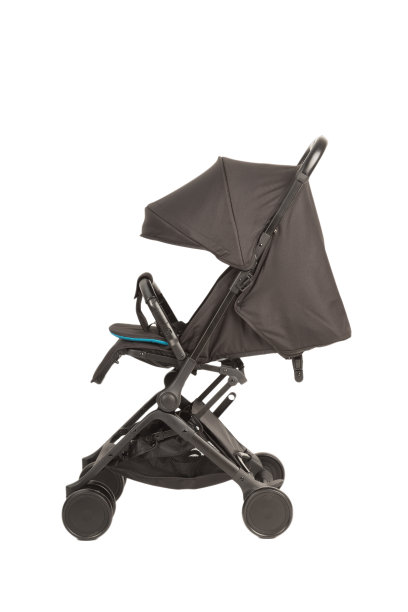 白色背景的婴儿车，现代设计图片下载