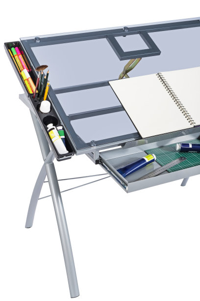 艺术家的桌子图片下载