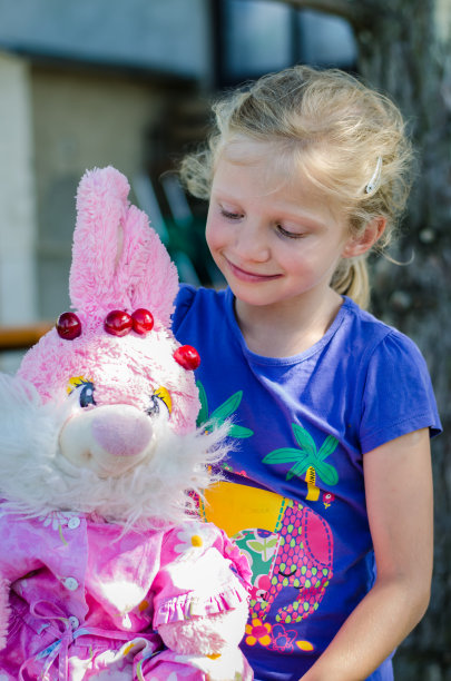 有趣的女孩图片下载