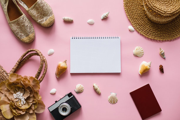 女人的夏天的东西图片下载