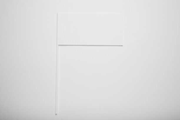 广告和设计用的小白旗模型。空横幅，营销信息图片下载