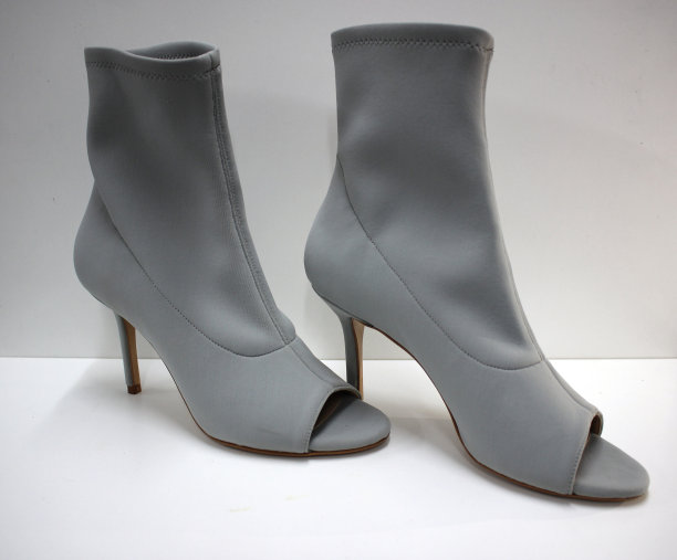 女人的鞋子图片下载