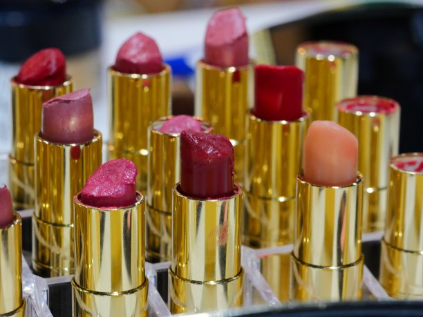 各式各样的口红图片下载
