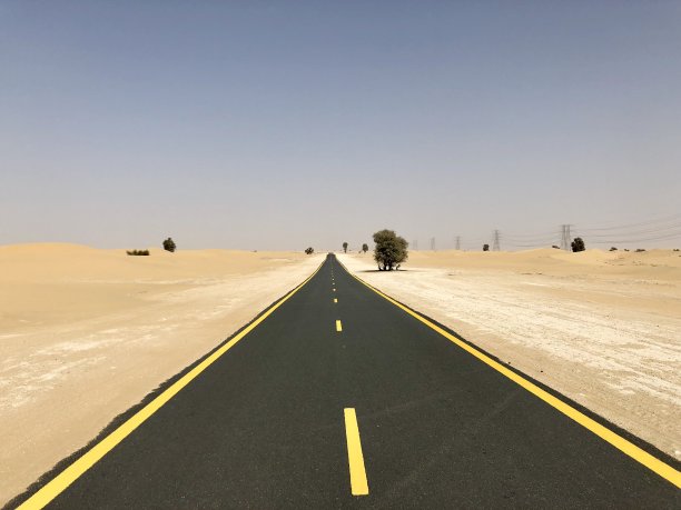 沙漠骑行图片下载