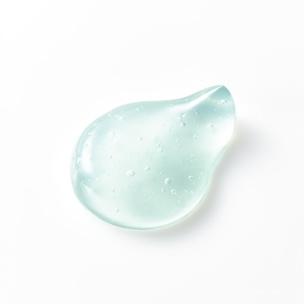 白色背景下的气泡特写镜头图片下载