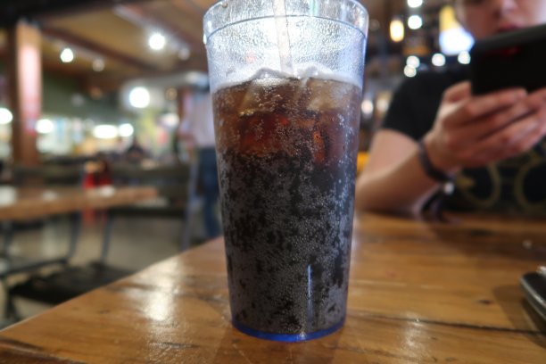 对比在苏打水图片下载