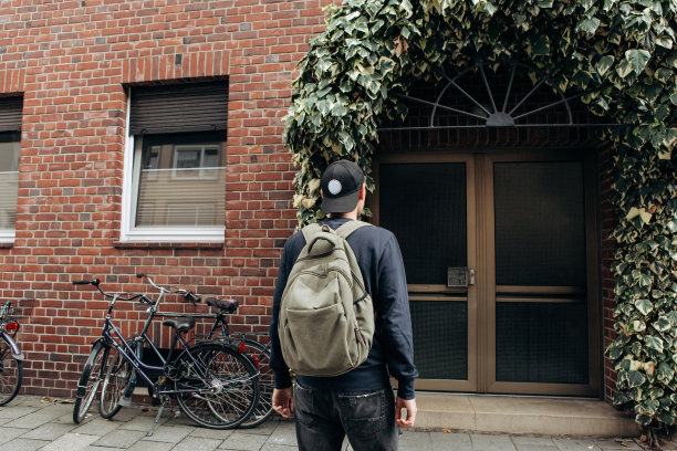 游客或学生的背包。图片下载