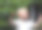 宝宝在玩肥皂泡图片下载
