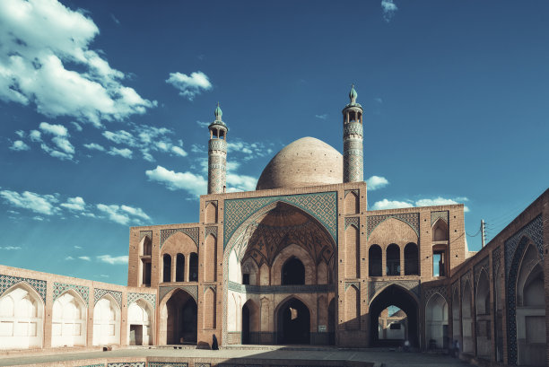 卡尚阿迦布祖格清真寺正面景观图片下载