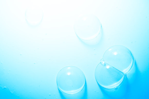 美丽的抽象纹理、颜色、白色和蓝色气泡模糊了图案背景和壁纸艺术图片下载