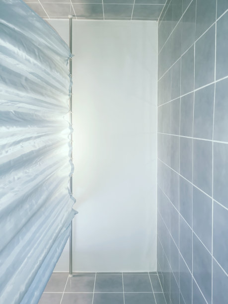 浴帘，蓝色小浴室图片下载