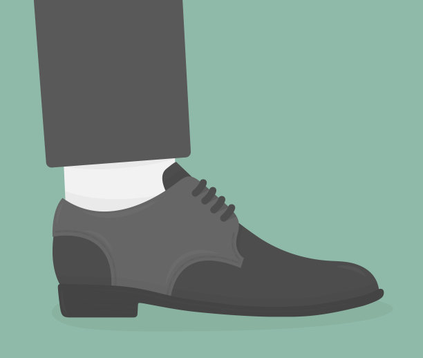 脚上穿着男人的鞋图片下载