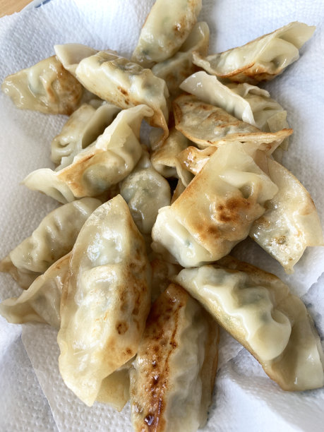 煎饺子图片下载