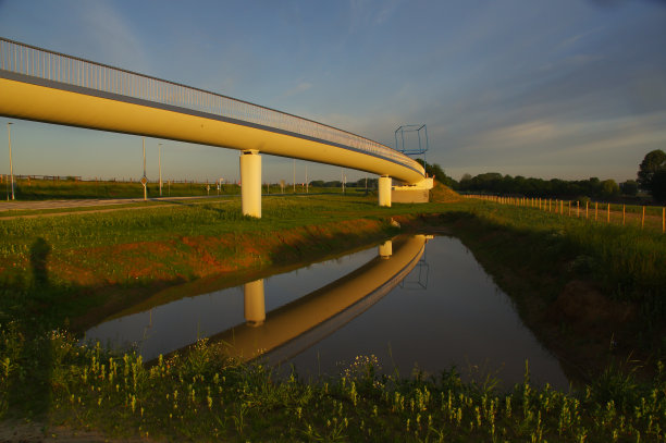 国家的桥图片下载