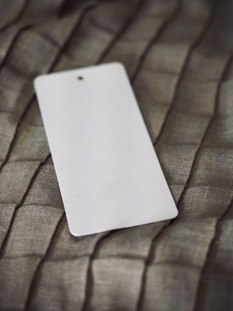 棉纤维和服装标签图片下载