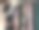 女士们在衣橱里穿裙子图片下载