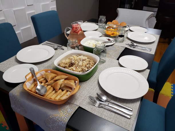 晚餐设置图片下载