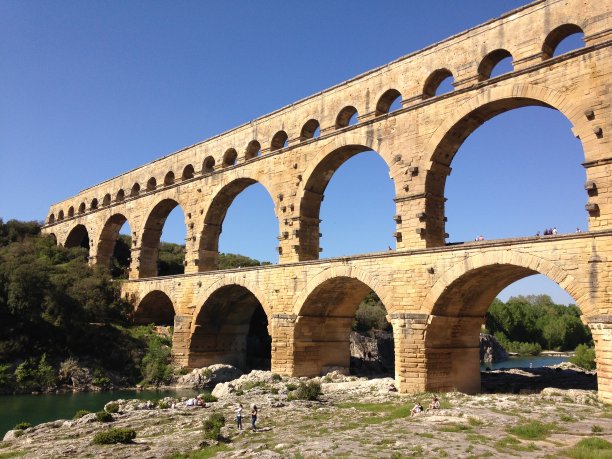 加尔省的桥梁图片下载