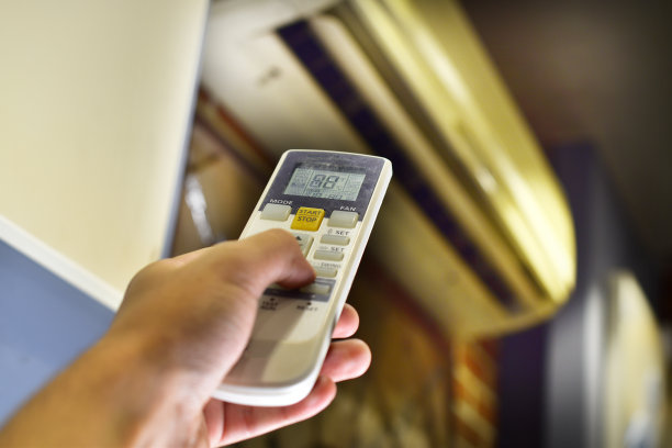 手控空调遥控器，控制温度。图片下载