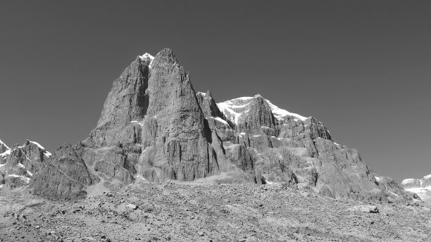 Puscanturpa的岩石大教堂图片下载