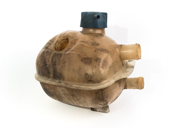 汽车冷却剂膨胀箱图片下载