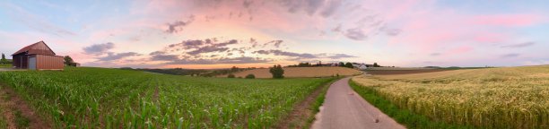 乡村田野上的日落图片下载