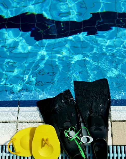 游泳训练图片下载