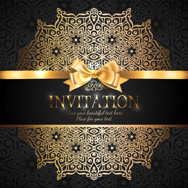 华丽和闪亮的邀请卡或横幅与金丝带蝴蝶结和地方的文字在黑色背景与精致的花边图案。图片下载