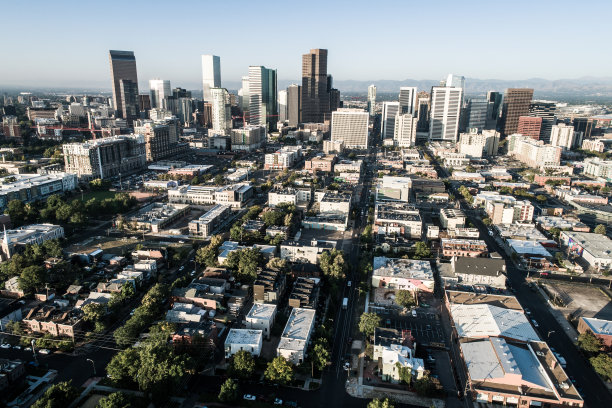 航拍:美国科罗拉多州丹佛市图片下载