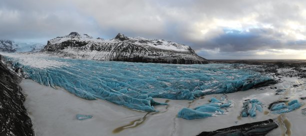 冰岛蓝色冰川全景图图片下载