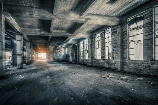 旧工业厂房的废墟图片下载